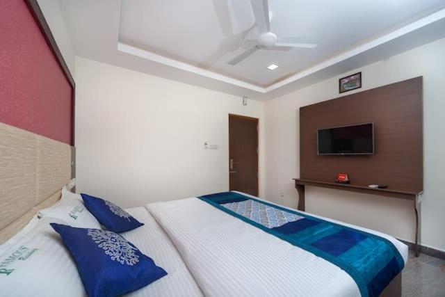 Famous Residency Hotell Tiruchirappalli Eksteriør bilde