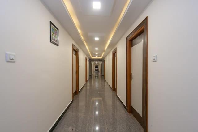 Famous Residency Hotell Tiruchirappalli Eksteriør bilde